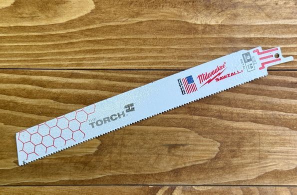 Полотно по металлу Milwaukee TORCH 23 см 5794 14 tpi для сабельной пилы