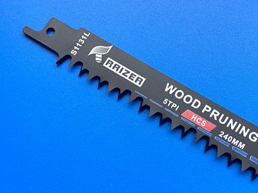 Полотно для шабельної пилки RAIZER 240 мм по дереву S1131